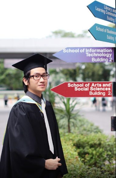 cử nhân khóa công nghệ sinh học đại học Monash Úc