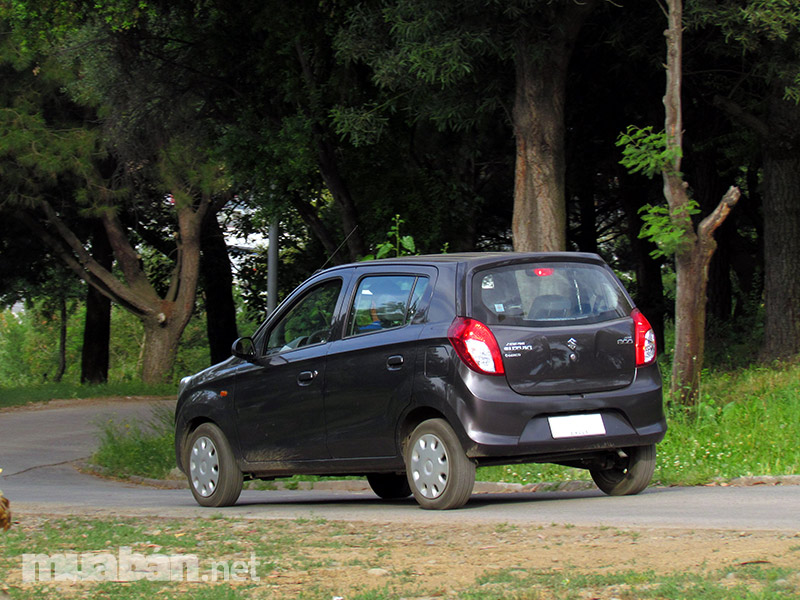 Đánh Giá Xem Chiếc Ô Tô Suzuki Alto Siêu Rẻ Có Thực Sự Đáng Mong Đợi? 5 Tiết Kiệm Nhiên Liệu Cũng Là Một Ưu Điểm Nổi Bật Của Xe