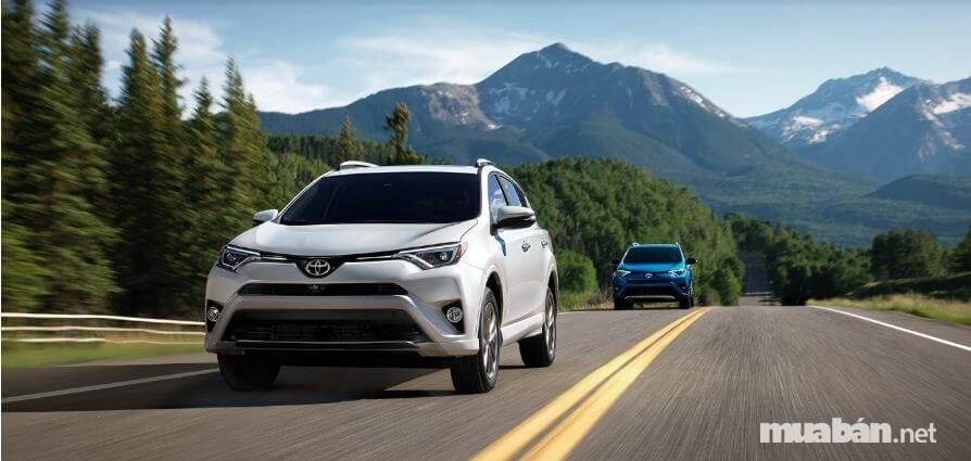 Xe Toyota RAV4