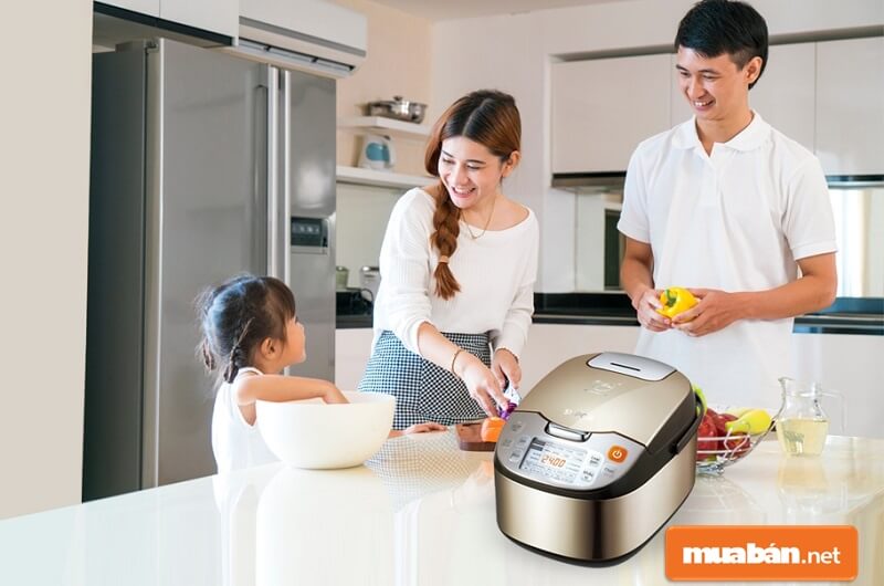 Muốn ăn thì lăn vào bếp, muốn có cơm thì tìm nồi cơm điện.