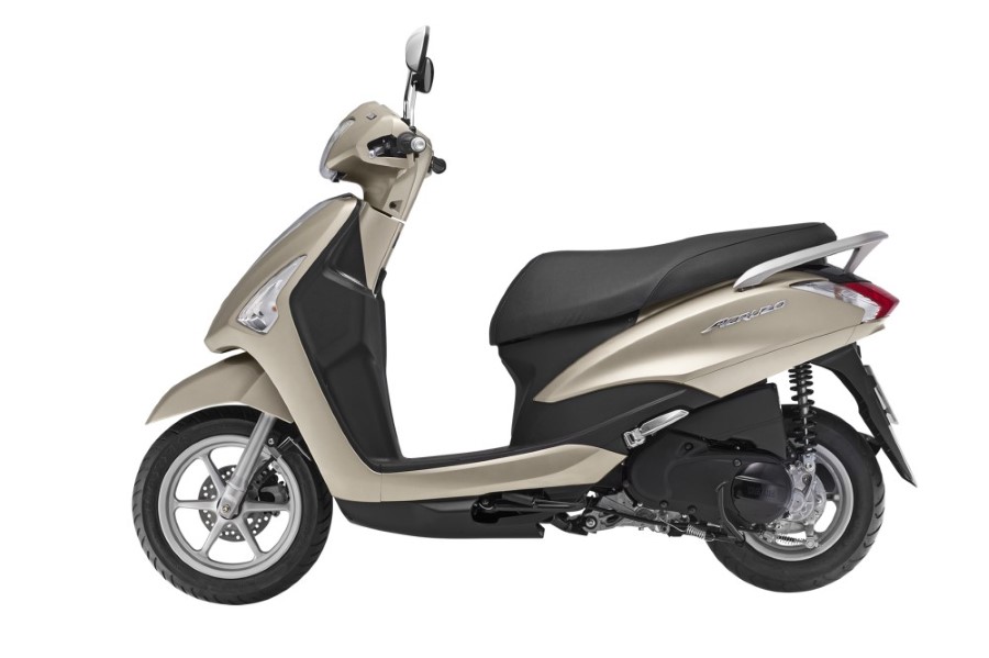 Các Mẫu Xe Yamaha Mới Nhất Dành Cho Phái Nữ Với Giá Rẻ Bèo 11 Acruzo Standard 2016 3