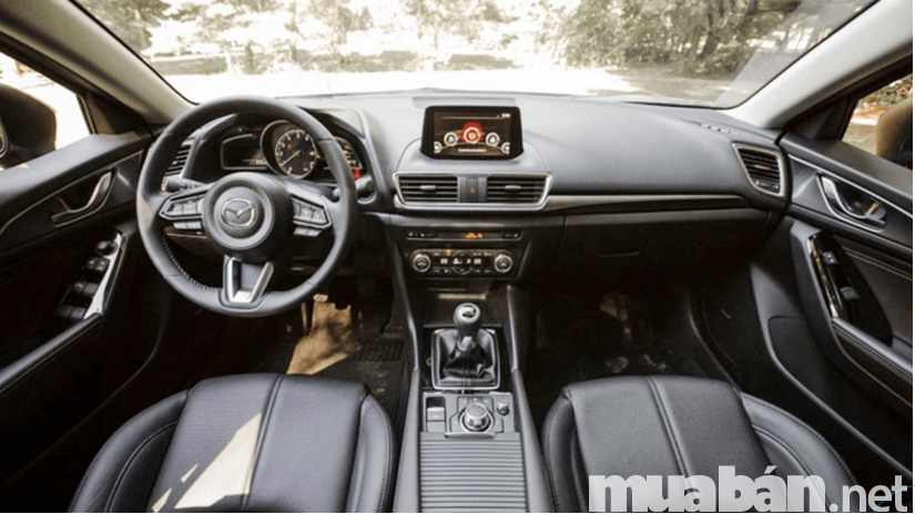 So Sánh Honda Civic Và Mazda 3: Kẻ Tám Lạng, Người Nửa Cân 7 Mazda 3 Cũng Không Hề Kém Cạnh