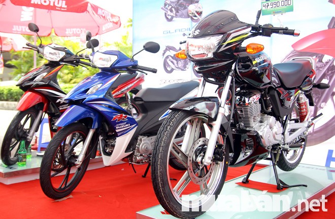 Xe Côn Tay Thunder 150S Fi Suzuki Khá Giống Với Đời Đàn Anh Kiểu Dáng Không Có Nhiều Khác Biệt Nhưng Vẫn Mang Lại Dấu Ấn Riêng