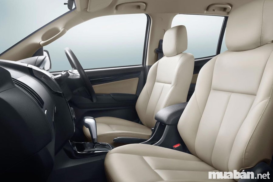 Ghế bọc da cao cấp Isuzu MU-X