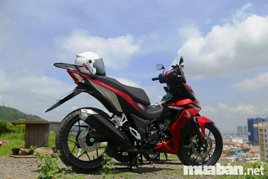 Xe dùng để phượt cần có động cơ thật mạnh mẽ Xe dùng để phượt cần có động cơ thật mạnh mẽ