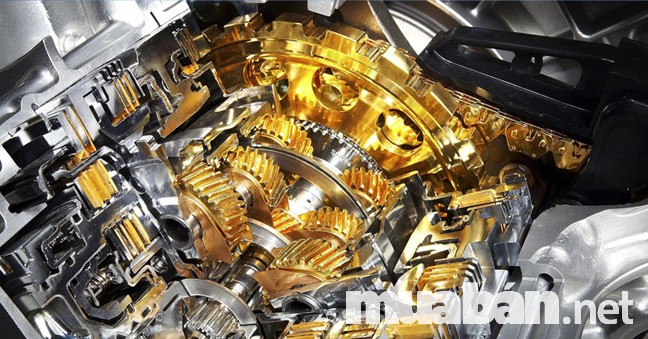 Đâu Là Sự Lựa Chọn Dầu Nhớt Thích Hợp Cho Xế Yêu Của Bạn? 2 Dầu Nhớt Ô Tô