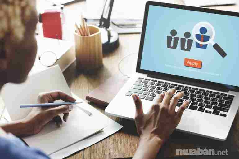 Tận dụng internet giúp kiếm việc dễ hơn