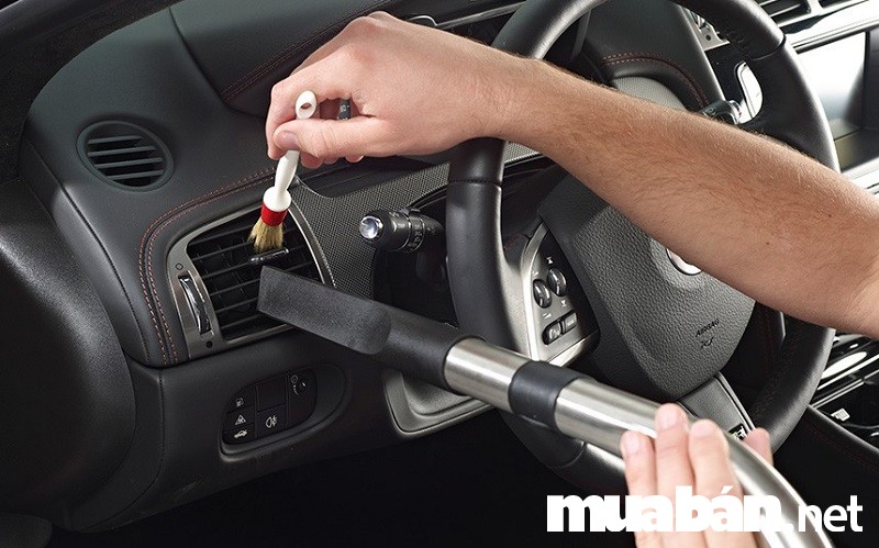 Hướng Dẫn Bạn Cách Vệ Sinh Để Nội Thất Xe Hơi Luôn Sạch Như Mới 2 02 Ve Sinh Xe Oto