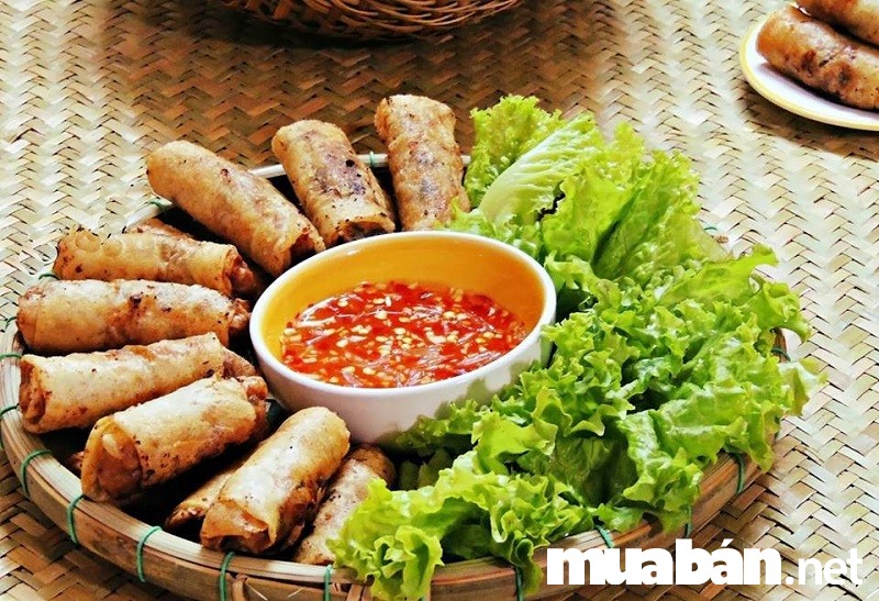 Các Món Ăn Cổ Truyền Không Thể Thiếu Trong Mâm Cơm Ngày Tết 9 Nem Ran 09