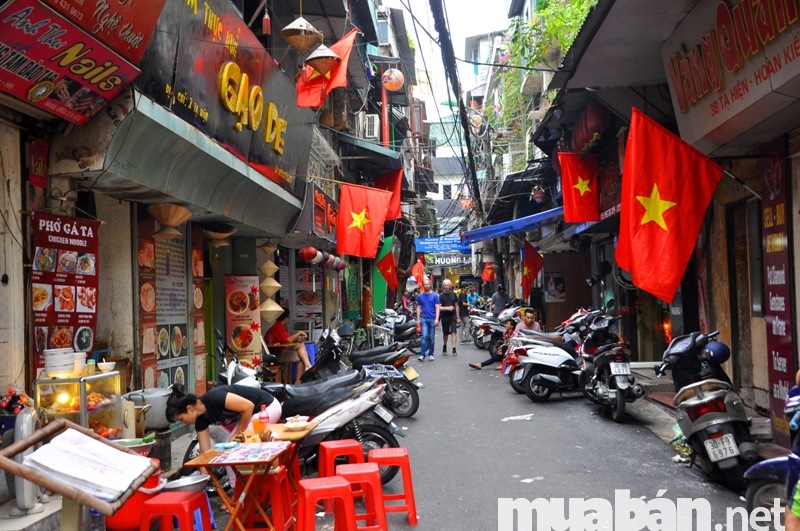 Giá Cho Thuê Cửa Hàng Hà Nội Ở Khu Phố Cổ: Đắt Hơn Cả Vàng! 4 Cho Thuê Cửa Hàng Hà Nội