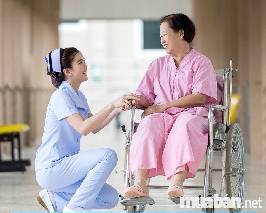 Nghề điều dưỡng