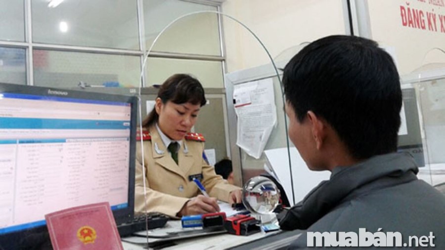 Cần Chi Trả Những Phí Gì Để Một Chiếc Ô Tô Có Thể Lăn Bánh? 4 Chi Phí Để Ô Tô Lăn Bánh