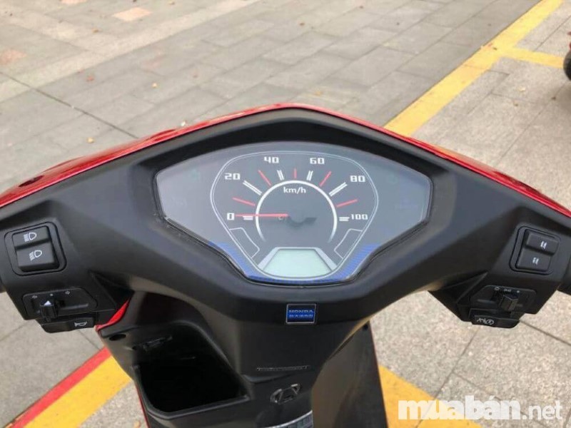 Chi Tiết Về Siêu Phẩm Xe Máy Điện Honda H1 Sắp Khuynh Đảo Thị Trường 3 Honda H1 Có Đồng Hồ Hiển Thị Được Thiết Kế Giống Với Các Xe Tay Ga Hiện Nay