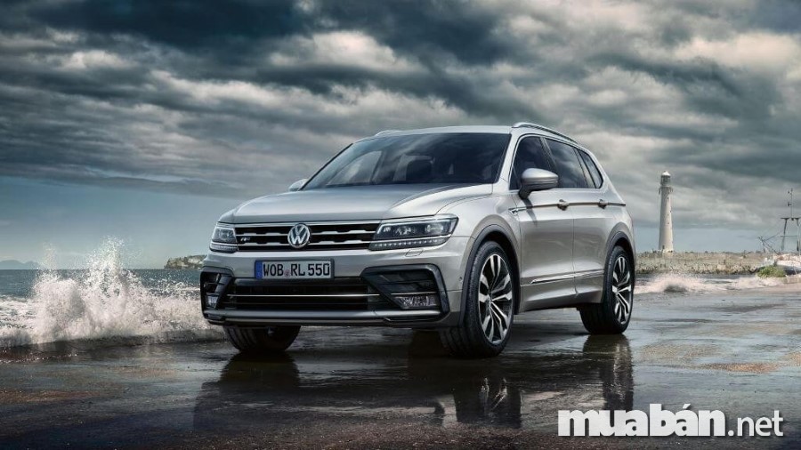 Volkswagen Tiguan Allspace 7 chỗ 2018