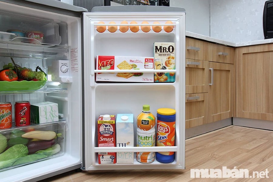 Kinh Nghiệm Chọn Mua Các Dòng Tủ Lạnh Mini Tốt Dùng Cho Hè Này 4 Bạn Nên Chọn Tủ Lạnh Vật Liệu Nhựa Để Bảo Quản Tốt Và Chống Bám Mùi