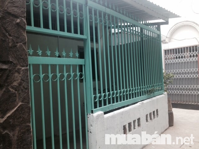 Thuê Nhà Nguyên Căn Trong Hẻm Tại Tphcm Có Phải Lựa Chọn Tốt Nhất? 2 Bạn Sẽ Phải Chấp Nhận Ở Những Nơi Xa Xôi Khi Chọn Nhà Nguyên Căn