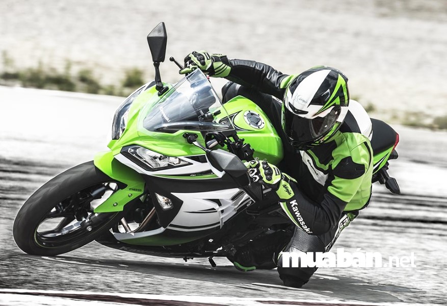 Kawasaki Ninja 300 - sportbike thế hệ mới chinh phục mọi ánh nhìn