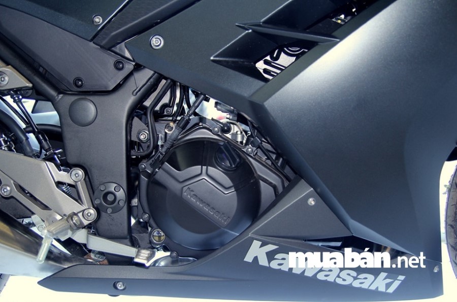 Kawasaki Ninja 300 - Sportbike Thế Hệ Mới Chinh Phục Mọi Ánh Nhìn 7 Kawasaki Ninja 300 Được Thiết Kế Trau Chuốt Đến Từng Chi Tiết Nhỏ.