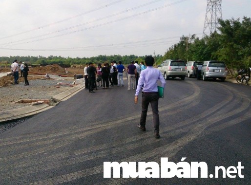 Đất nền Quận 9 rơi vào tình trạng kẻ bán nhiều hơn người mua