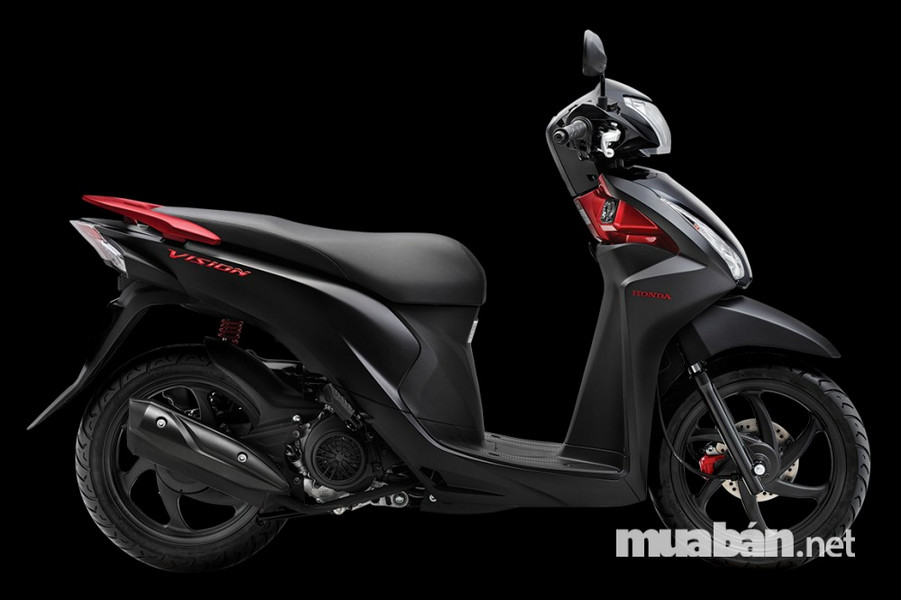 Mặc dù được trang bị động cơ hiện đại nhất nhưng hệ thống động cơ của Vision lại được đánh giá là yếu hơn dòng xe Yamaha. Chiếc tay ga của Honda Vision không thực sự thỏa mãn bởi nó khá cứng và thô vì vậy gây khó khăn cho việc lên ga. Chính vì vậy, nhiều người dùng cảm thấy khá mỏi tay và bất tiện mỗi khi điều khiển.