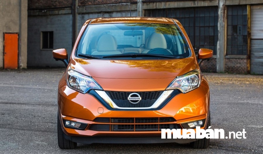 Nissan Sunny 2018 có không gian nội thất cực kỳ rộng rãi, rộng nhất trong phân khúc .
