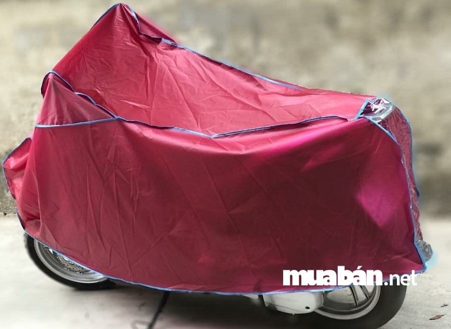 3 Lợi Ích Tuyệt Vời Của Bạt Phủ Xe Máy Chuyên Dụng 3 Với Thiết Kế Rất Nhẹ, Nhỏ Gọn, Tiện Lợi Các Loại Bạt Phủ Xe Máy Rất Thích Hợp Để Bạn Sử Dụng Để Bảo Vệ Chiếc Xe Của Mình Dù Ở Bất Cứ Đâu.