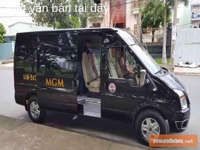 Những mẫu xe ô tô du lịch 16 chỗ tại Việt Nam rất đa dạng