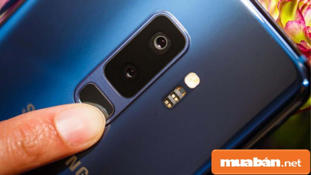 Bạn Có Biết: 2 Điện Thoại Samsung Đắt Nhất Hiện Nay? 10 Cảm Biến Vân Tay Của Máy S9+ Sau Camera Kép.