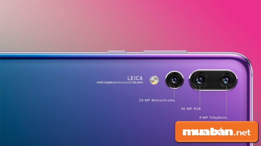 Điều đặc biệt nhất của Huawei là sở hữu 3 camera kép ở mặt sau.