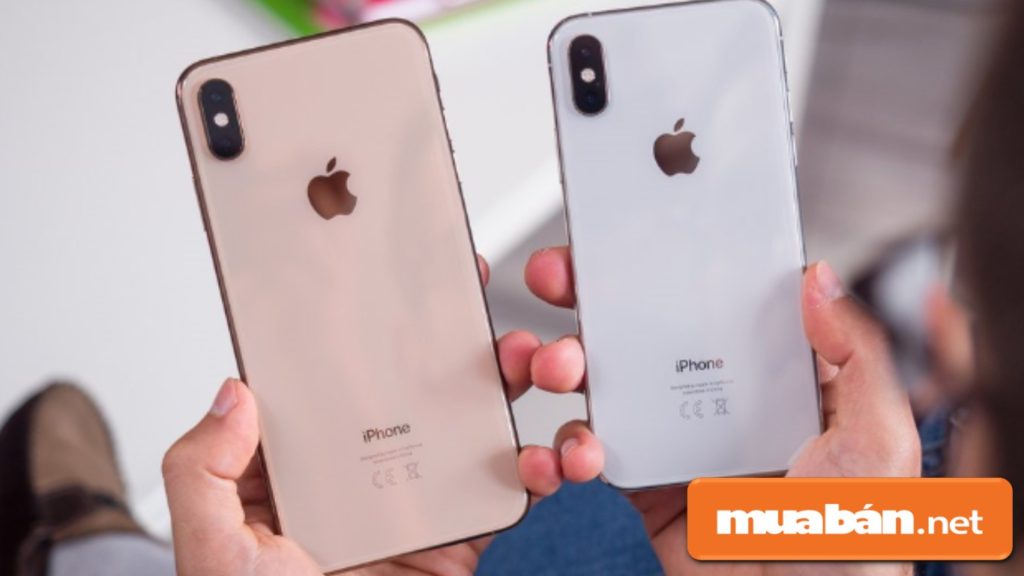 Iphone XS/XS Max vẫn được duy trì cụm camera kép phía sau.