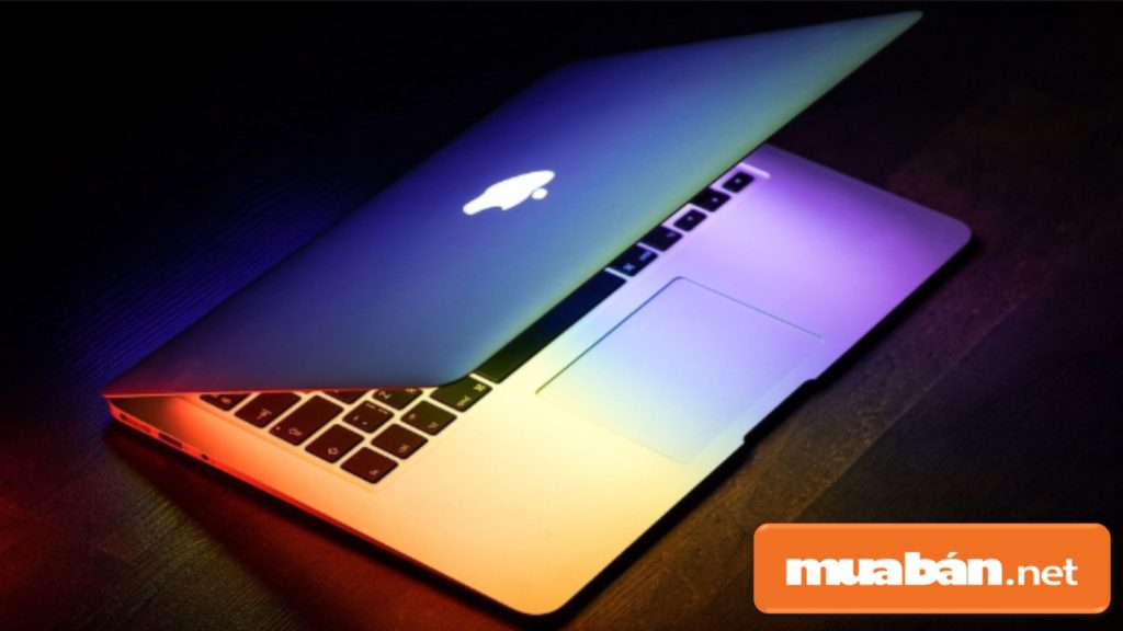 Máy Tính Bảng Ipad – Nên Mua Loại Nào? 2 Nếu Bạn Chưa Có Máy Tính Bàn Hoặc Máy Tính Xách Tay (Laptop) Thì Nên Mua Máy Tính Trước.