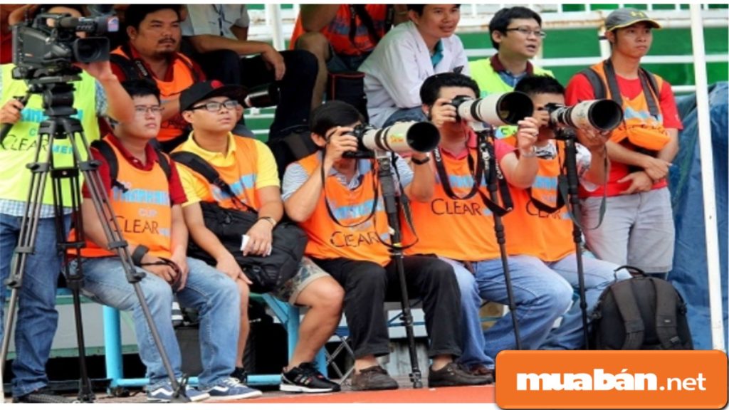 5 Kinh Nghiệm Giúp Bạn Chọn Chân Máy Ảnh Phù Hợp 4 Chân Máy Đơn Thường Được Các Phóng Viên Thể Thao Sử Dụng