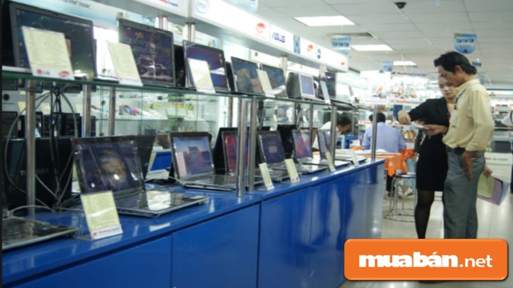 Mua laptop tại các cửa hàng laptop cũ uy tín sẽ có chính sách bảo hành và chế độ ưu đãi an toàn, đảm bảo hơn.