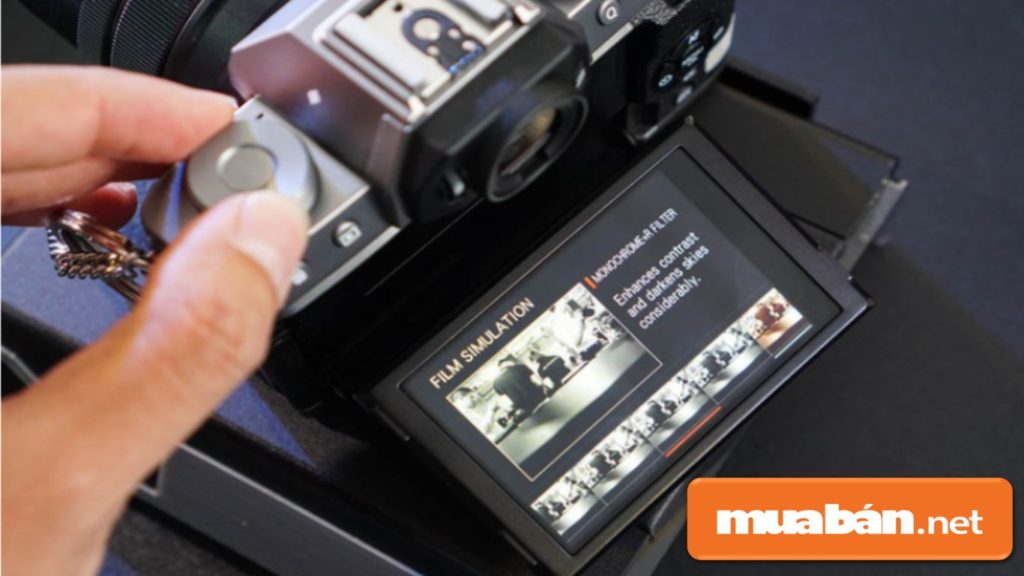 Máy Ảnh Fujifilm X-T100 Có Những Tính Năng Gì Nổi Bật? 7 Fujifilm X-T100 Được Sở Hữu 11 Giả Lập Phim Với Những Tông Màu Khác Nhau Tùy Theo Thể Loại Chụp .