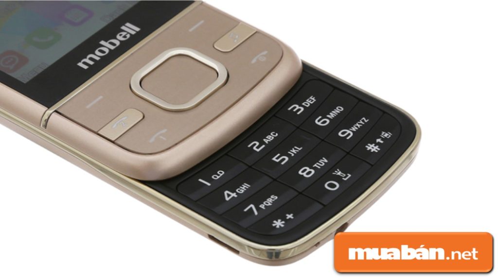 Bàn phím của Mobell M889 được thiết kế thuận tiện để sử dụng.