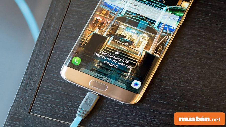Sạc Pin Điện Thoại Mới Có Cần Sạc 8 Tiếng Không? 18 Hãy Rút Sạc Ngay Khi Pin Báo Hiệu Đầy 100% Để Tránh Bị Ảnh Hưởng Đến Chất Lượng Pin.