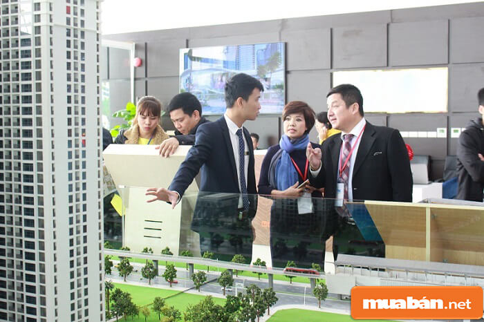 Bán bất động sản