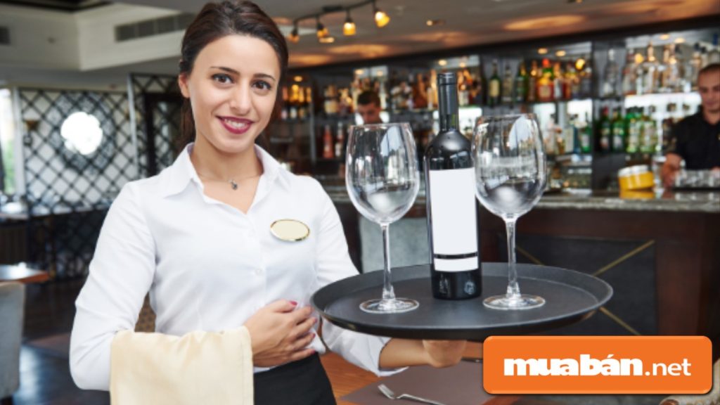 Top 5 điều quan trọng nhất đối với nhân viên phục vụ nhà hàng
