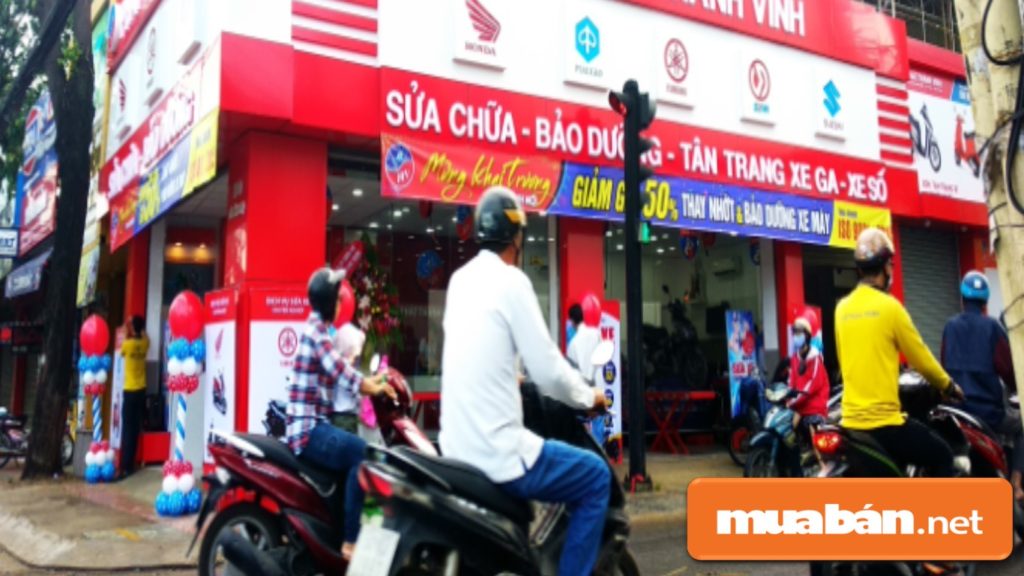 3 Bí Quyết Giúp Kinh Doanh Phụ Tùng Xe Máy Thành Công! 4 Hãy Tìm Hiểu Kỹ Các Khu Vực Để So Sánh Và Lựa Chọn Trước Khi Thuê Mặt Bằng Kinh Doanh.