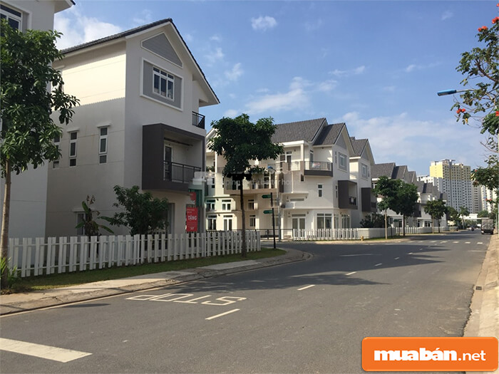 Mua nhà quận 9