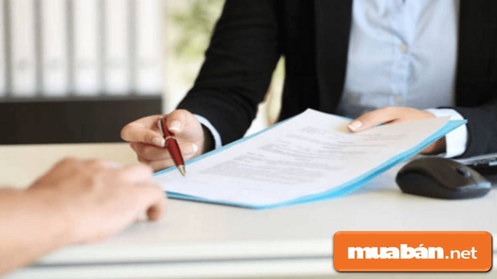 Khách hàng có thể chủ động thương lượng, chỉnh sửa các điều khoản trong hợp đồng vay mua ô tô trả góp.