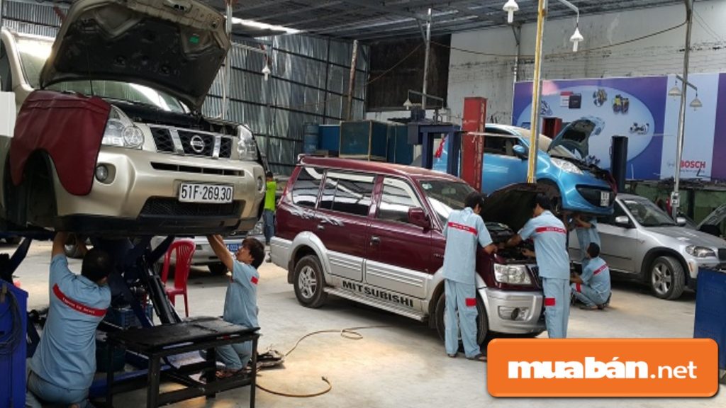 Nếu chưa có kinh nghiệm thực tế, bạn hãy chấp nhận làm thợ trước khi làm thầy!