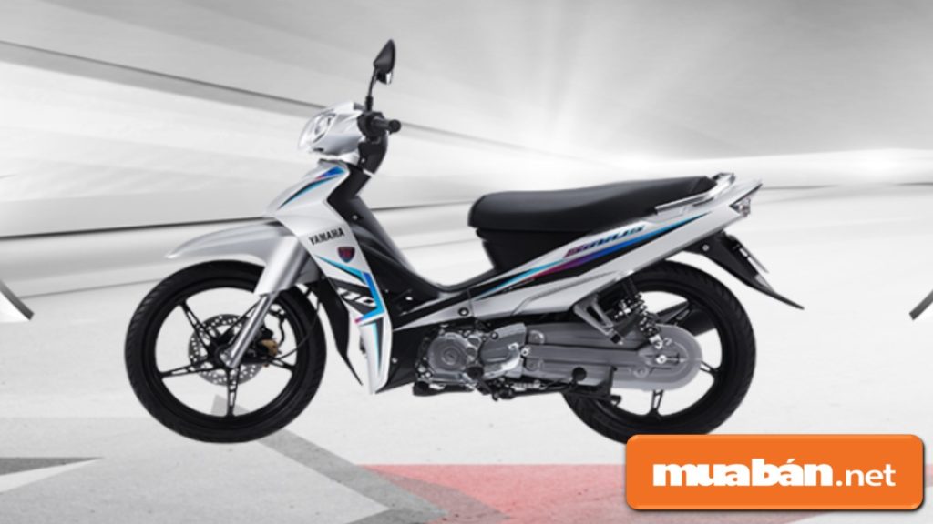 Yamaha Sirius RC có dung tích bình xăng 4,2 lít.