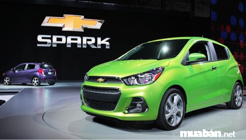 Top 10 Mẫu Ô Tô 4 Chỗ Giá Rẻ, Dễ Lái Cho Cô Nàng Công Sở 4 Chevrolet Spark