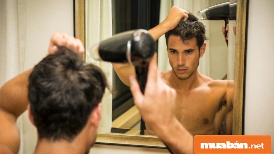 Mua máy sấy tóc có nhiều tính năng khác nhau để chủ động hơn