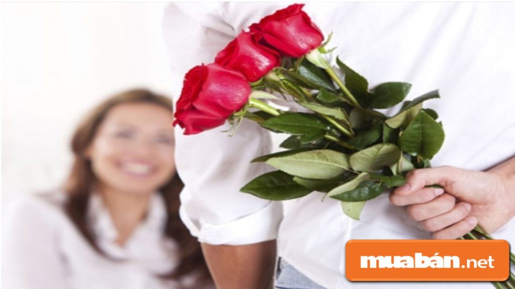 Top 5 Quà Tặng Bạn Gái Ngày 8 Tháng 3 Lãng Mạn Nhất! 2 Tặng Hoa Hồng Đỏ Vào Dịp Ngày 8 Tháng 3 Thể Hiện Tình Cảm Của Bạn Dành Cho Nàng.