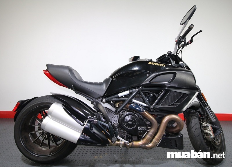 Top 10 Dòng Xe Phân Khối Lớn Có Thiết Kế Đẹp, Ấn Tượng Nhất 6 Ducati Diavel 2011
