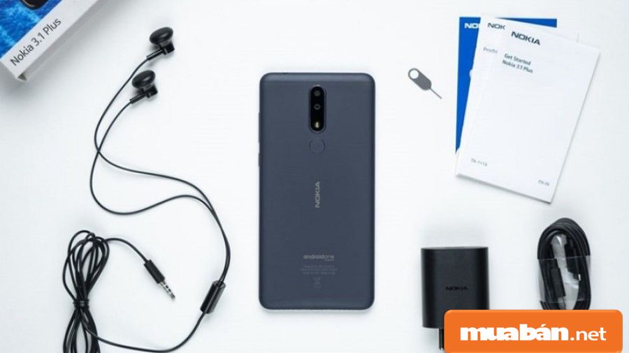 Nokia 3.1 Plus được thiết kế nguyên khối bằng kim loại, thân máy nhôm được phủ gốm Ceramic.