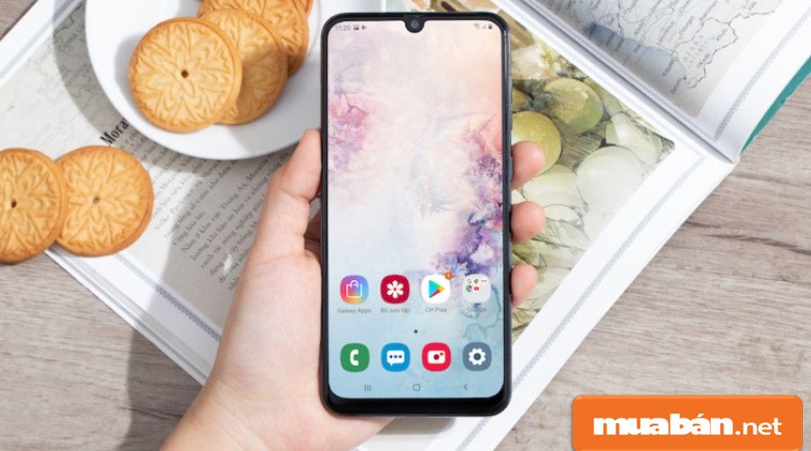 Bật Mí Top 3 Điện Thoại Mới 2019 Với Mức Giá Dưới 8 Triệu! 9 Màn Hình Super Amoled Với Kích Thước 6.4 Inch, Full Hd+ Được Thiết Kế Hình Giọt Nước, Tràn Viền.
