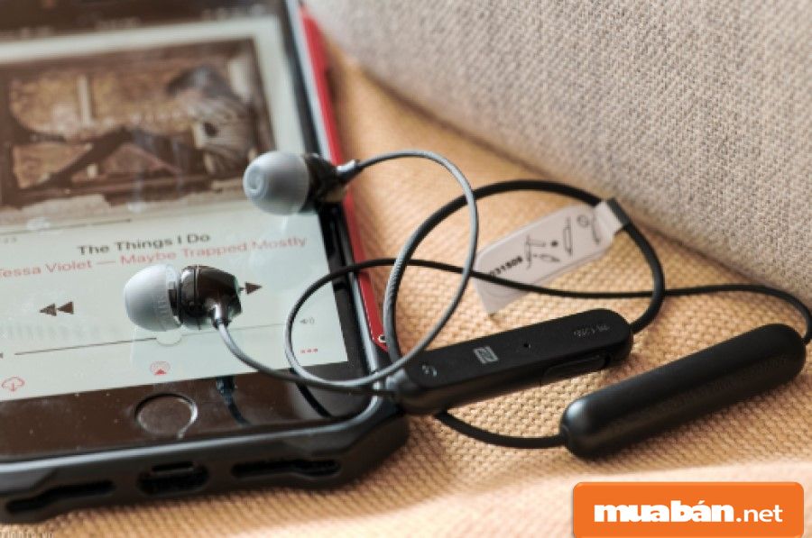 Hãy kiểm tra thời gian sử dụng pin của tai nghe bluetooth để sử dụng thoải mái hơn.